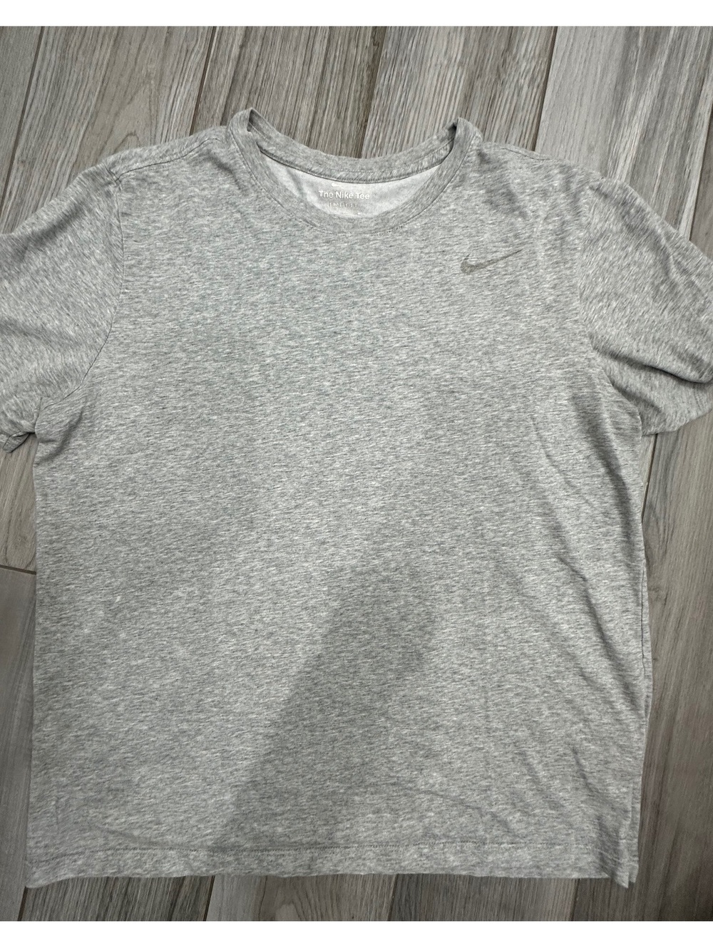 Nike The Nike Tee Dri-Fit Gray T-Shirt Medium